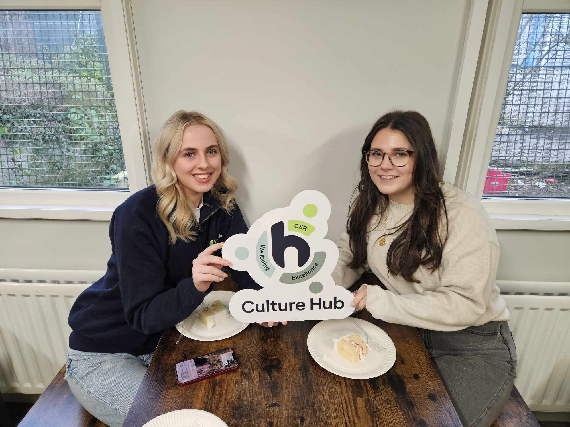 Gallery Image for Valentines Tradition with Heart of Colloide